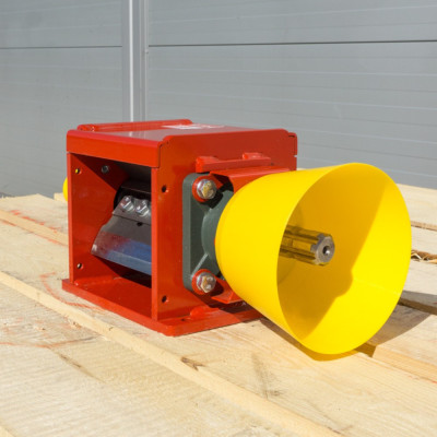 Rezací mechanizmus REMET M-40