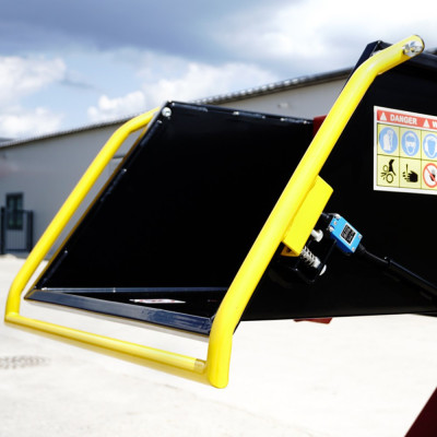 Elektrický špalíkovač REMET RPE-200 22 kW PÁSOVÝ DOPRAVNÍK 3M