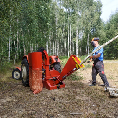 Traktorový PTO diskový štiepkovač REMET RT-630