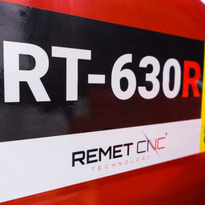 Traktorový PTO diskový štiepkovač REMET RT-630R s hydraulickým valcom