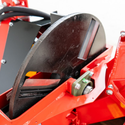 Traktorový PTO diskový štiepkovač REMET RT-660R