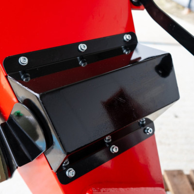 Traktorový PTO diskový štiepkovač REMET RT-660R