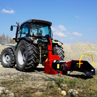 PTO diskový štiepkovač REMET RT-690R