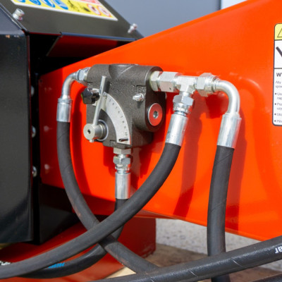 PTO diskový štiepkovač REMET RT-690RH s vlastnou hydraulikou