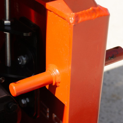 PTO diskový štiepkovač REMET RT-690RH s vlastnou hydraulikou
