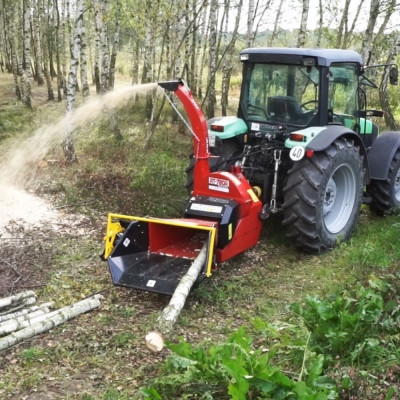 PTO diskový štiepkovač REMET RT-720R