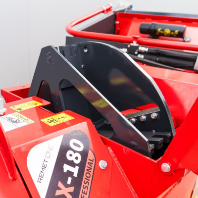PTO diskový štiepkovač REMET RX-180
