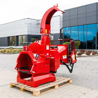 PTO diskový štiepkovač REMET RX-230 s vlastnou hydraulikou