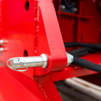 PTO diskový štiepkovač REMET RX-230 s vlastnou hydraulikou