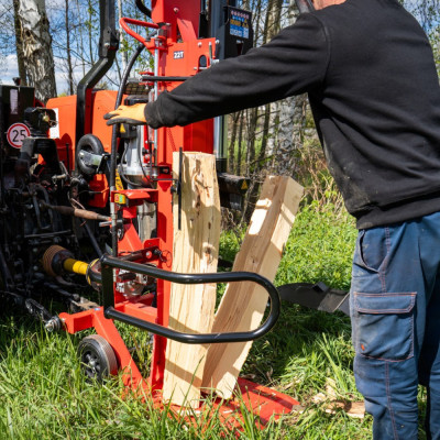 PTO/Elektrická štiepačka dreva REMET 22T PTO+E