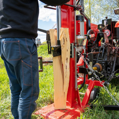 PTO/Elektrická štiepačka dreva REMET 22T PTO+E