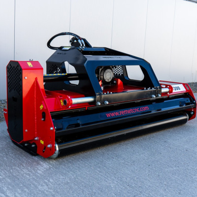 PTO mulčovač REMET F2-200 s hydraulickým posuvom