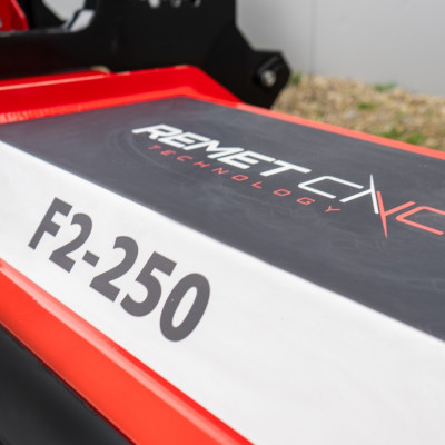 PTO mulčovač REMET F2-250 s hydraulickým posuvom