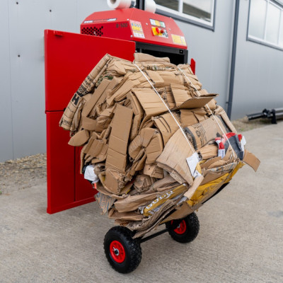 Elektrický lis na odpadový papier, kartón a fóliu B-500