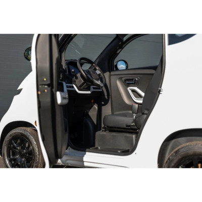 Elektromobil Leramotors e-car E4 Zlatá