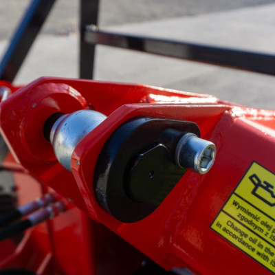 Lesná fréza F3-175 s hydraulickým nastavením krytu