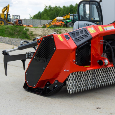 Lesná fréza F4-175 s hydraulickým nastavením krytu