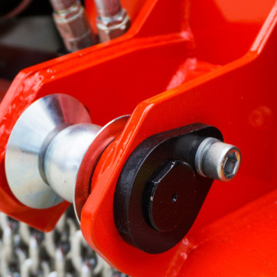Lesná fréza F4-175 s hydraulickým nastavením krytu