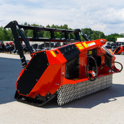 Lesná fréza F5-225 s hydraulickým nastavením krytu