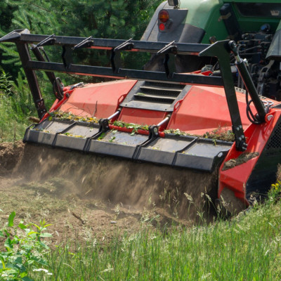 Lesná fréza F5-250 s hydraulickým nastavením krytu