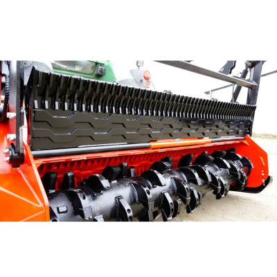 Lesná fréza F5-250 s hydraulickým nastavením krytu