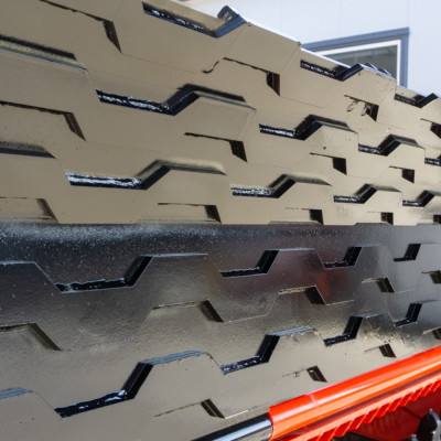 Hĺbková fréza L5-200 s hydraulickým nastavením krytu