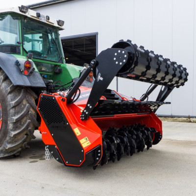 Pôdna fréza L5-225 s hydraulickým nastavením krytu