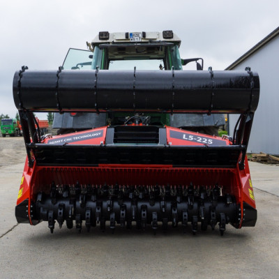 Pôdna fréza L5-225 s hydraulickým nastavením krytu