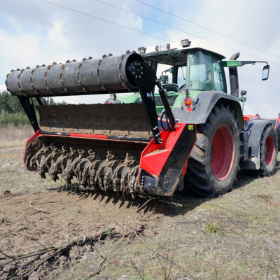 Pôdna fréza L5-250 s hydraulickým nastavením krytu