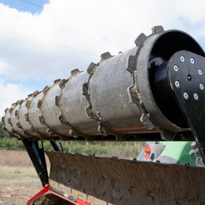Pôdna fréza L5-250 s hydraulickým nastavením krytu