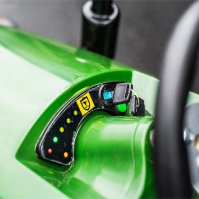 Záhradný traktor 110 cm³ s vozíkom Leramotors