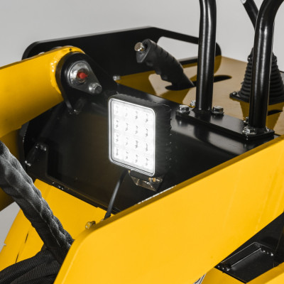 Mini nakladač LUMAG MT-250R