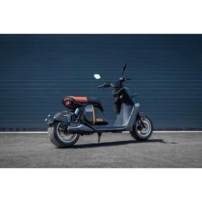 Elektroskúter Lera Scooters C7 skúter 3000W Čierna