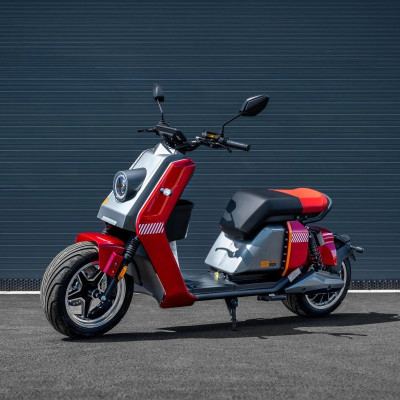 Elektroskúter Lera Scooters C7 skúter 3000W Čierna