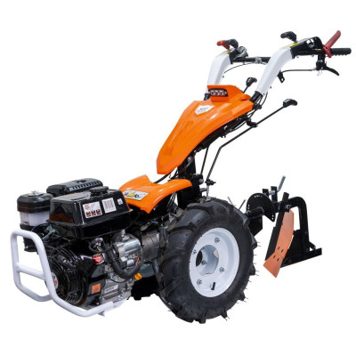 Malotraktor RURIS 977 CPS 16 HP s kosou, frézou a pluhom