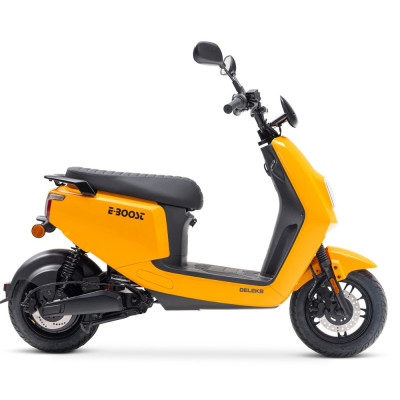 Elektrický skúter DELEKS E-BOOST Yellow – 45 km/h, dojazd až 120 km