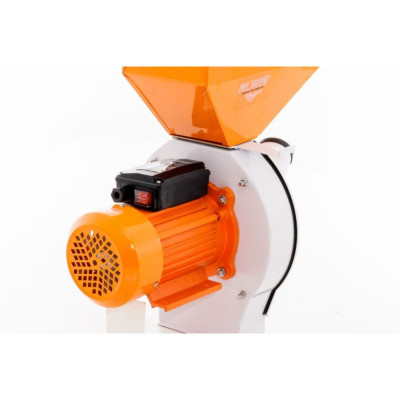 Mlyn na obilie RURIS Gospodar A1 2700 W